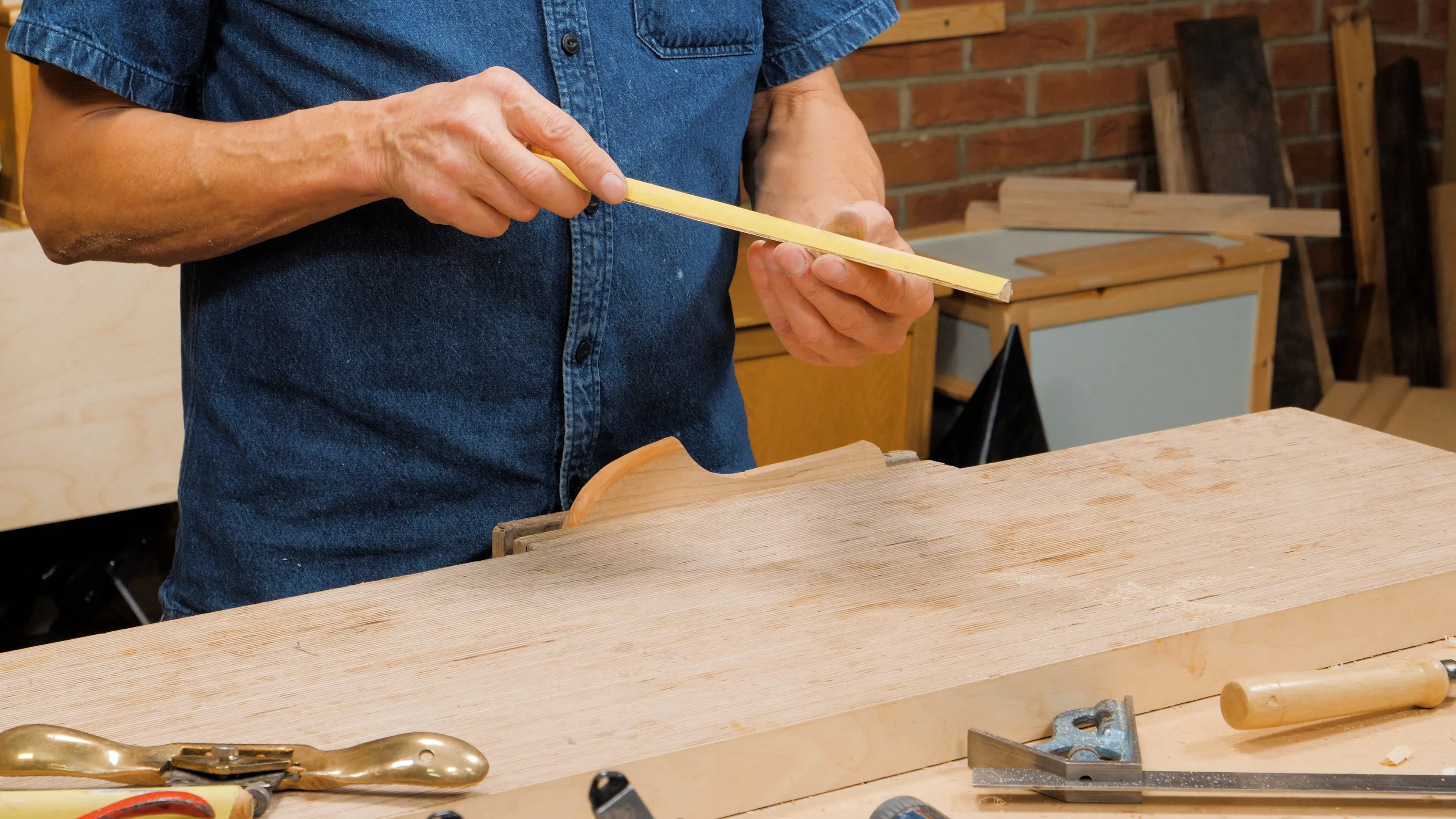 10 Quick Woodworking Tips (03).00_00_21_07.Still001