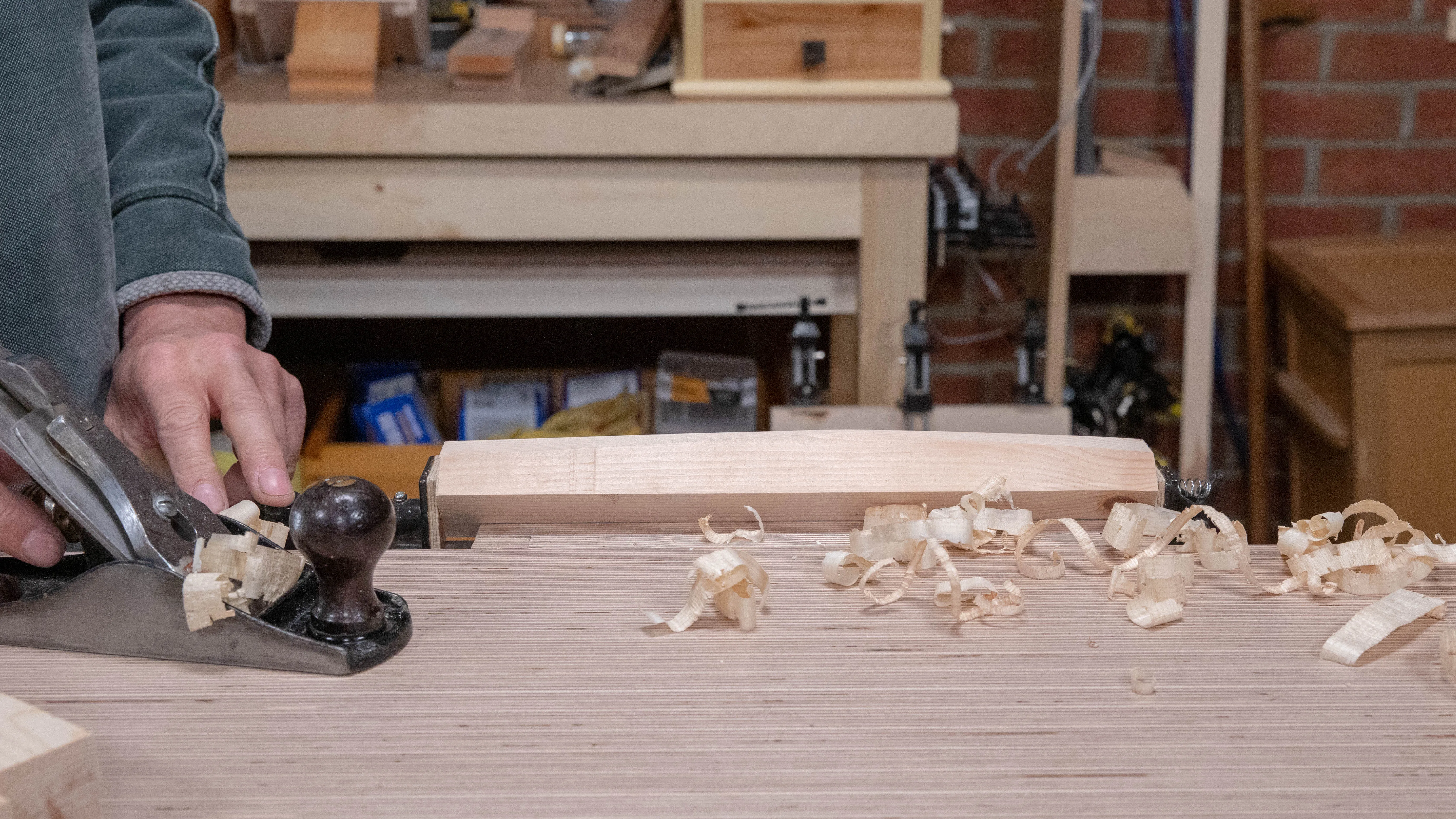 Try to achieve an even round along the length