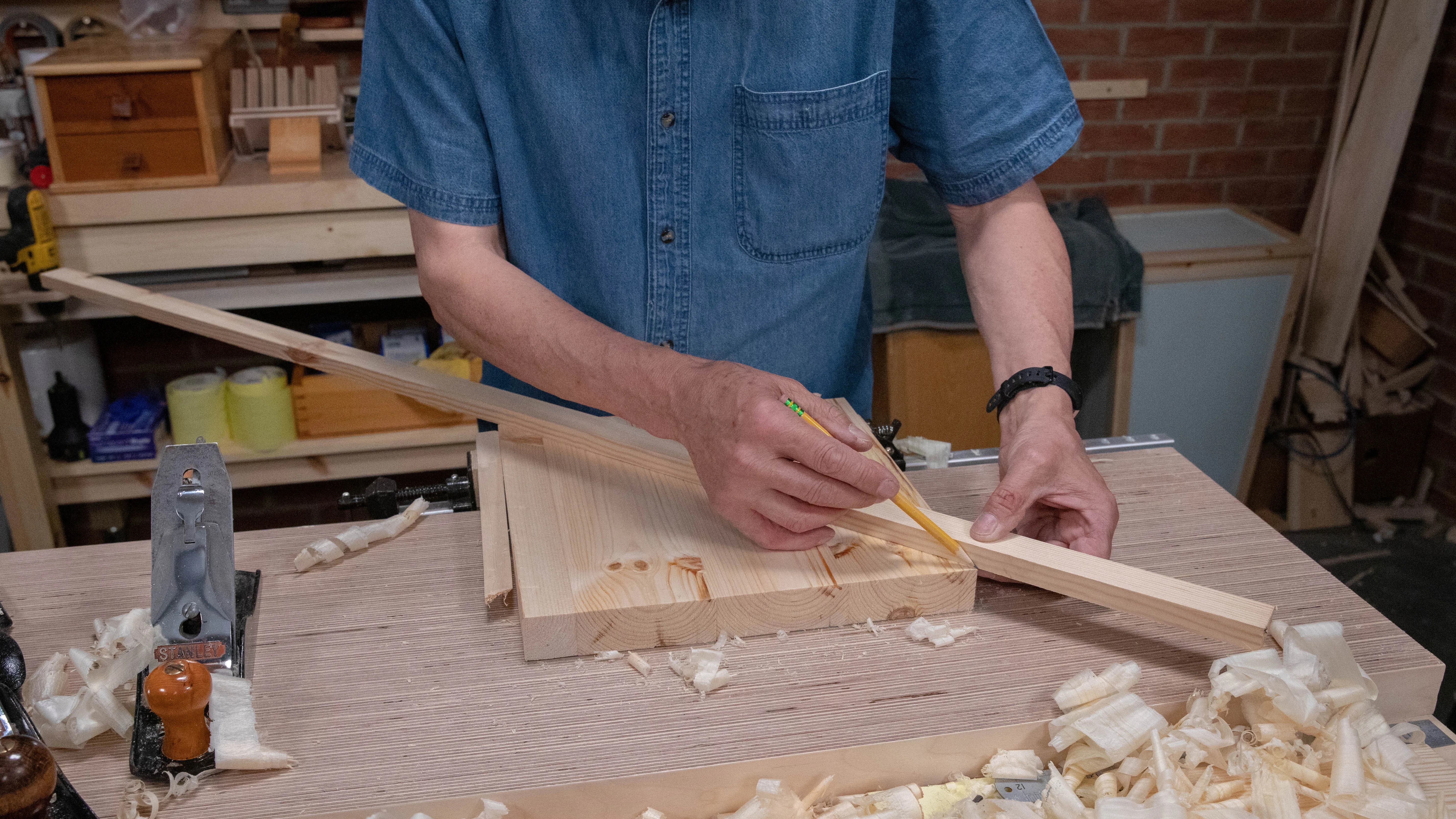 Use a straight edge to find the centre of the blank