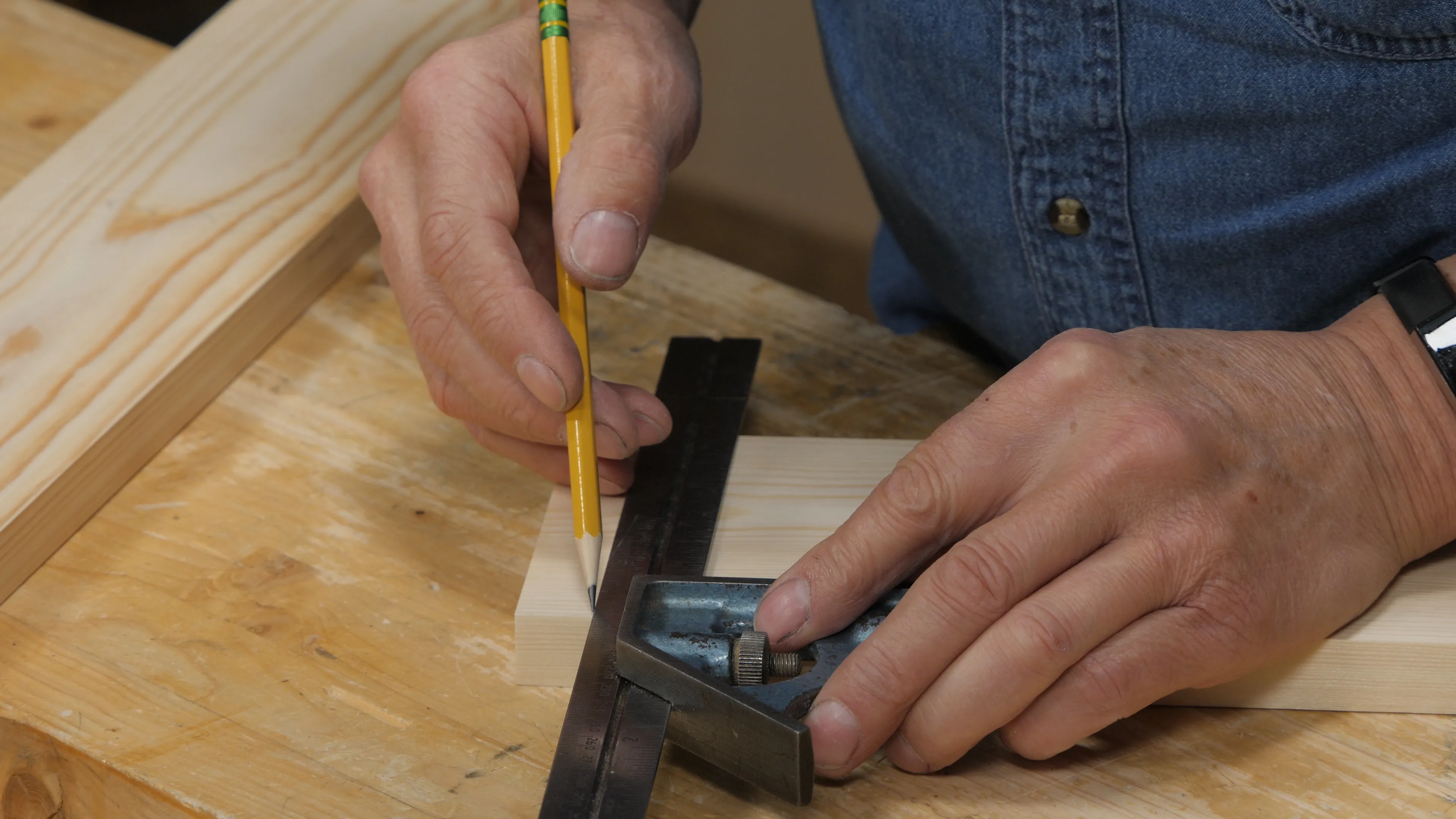 Extend these lines onto the inside face of the bottom piece