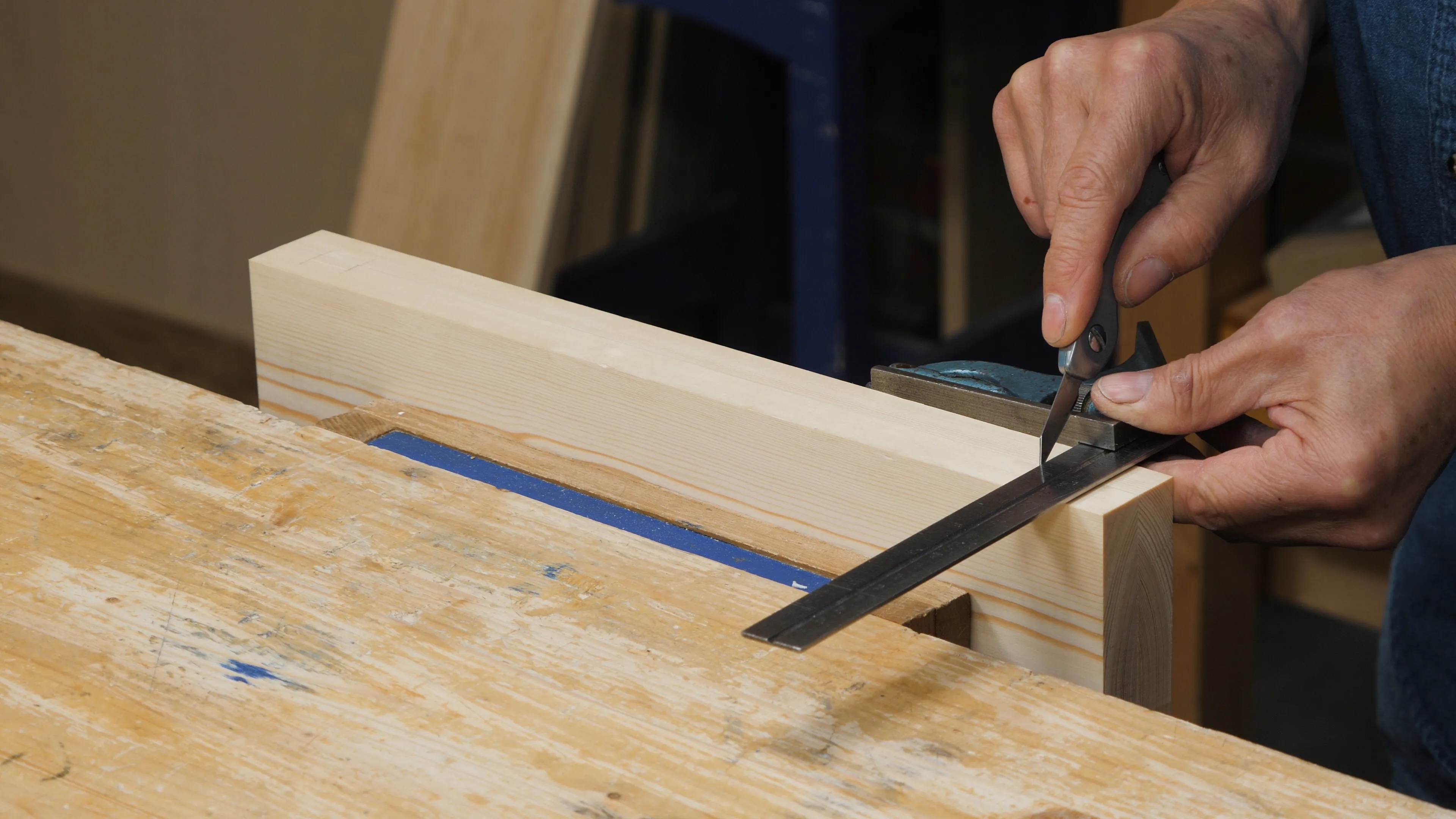 Use your square to make a single knife nick on the internal walls only