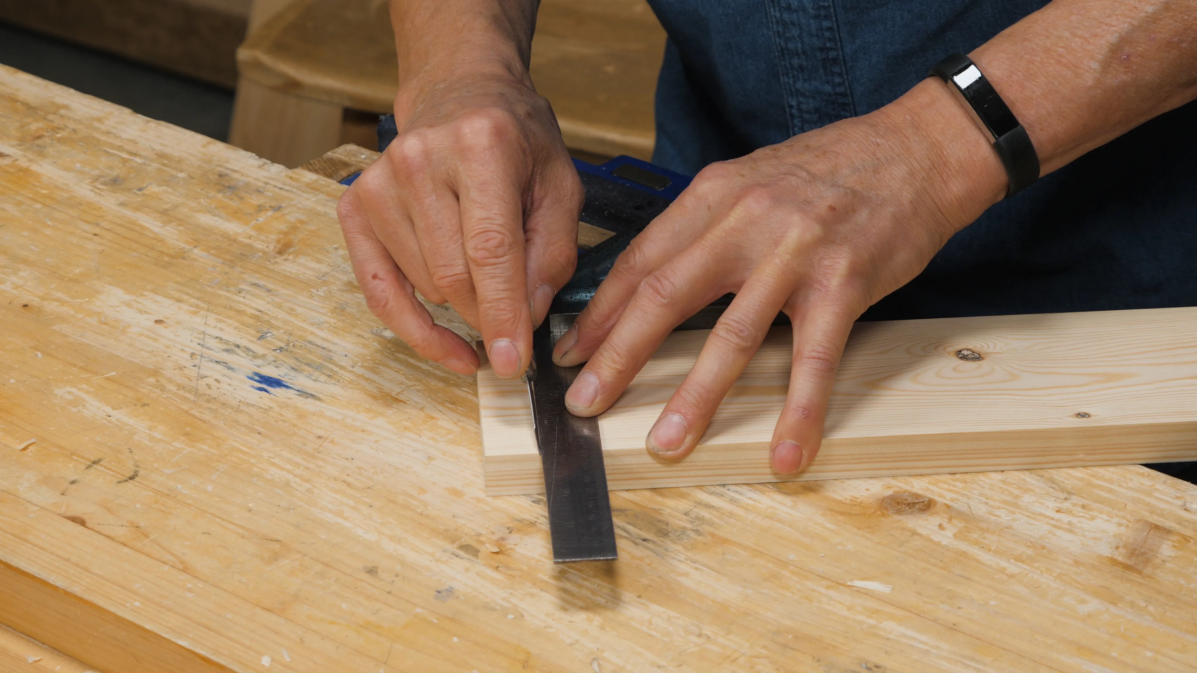 Square a knifewall all around from your nick