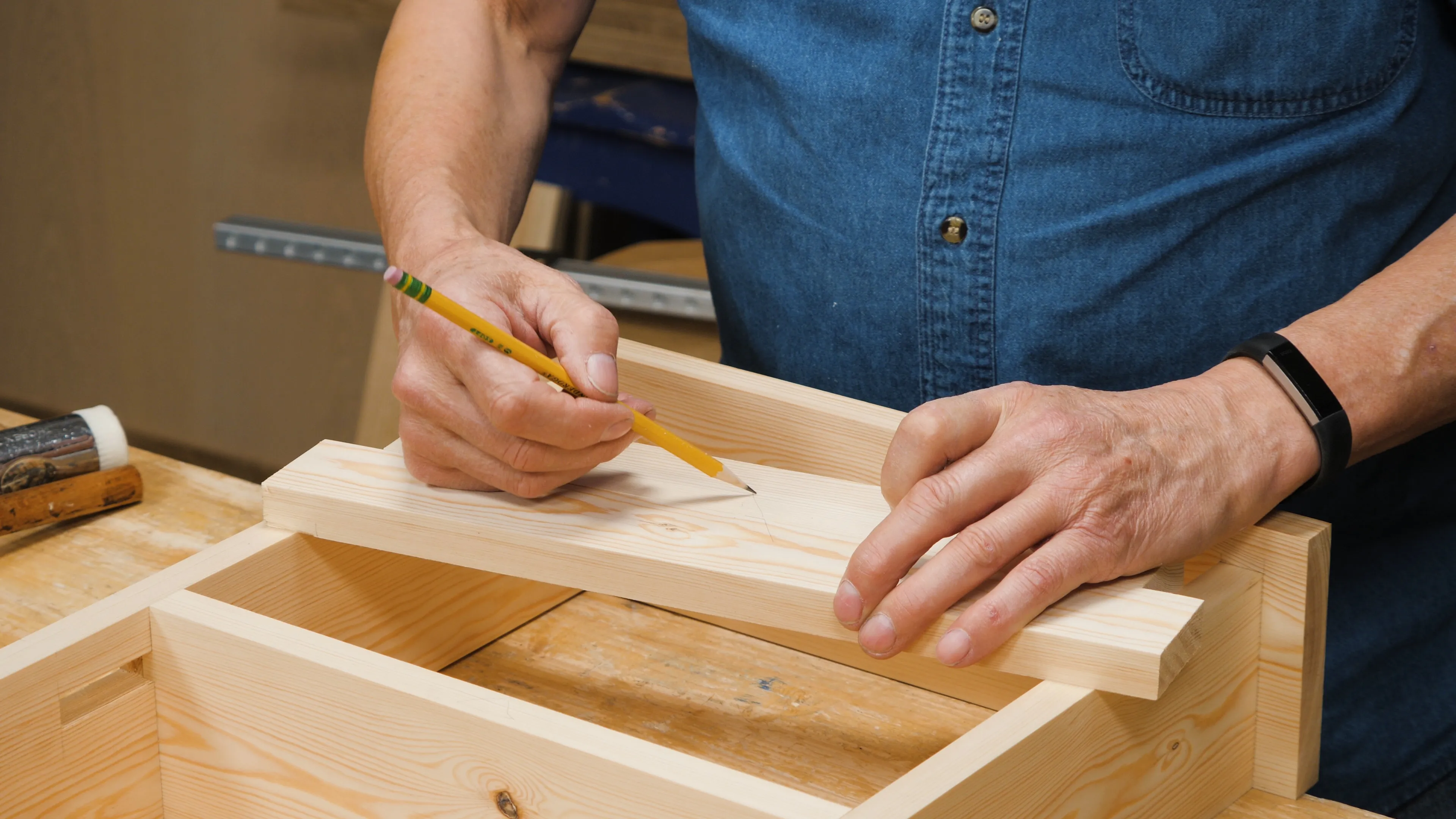 Select and identify the faces/orientation of both rails