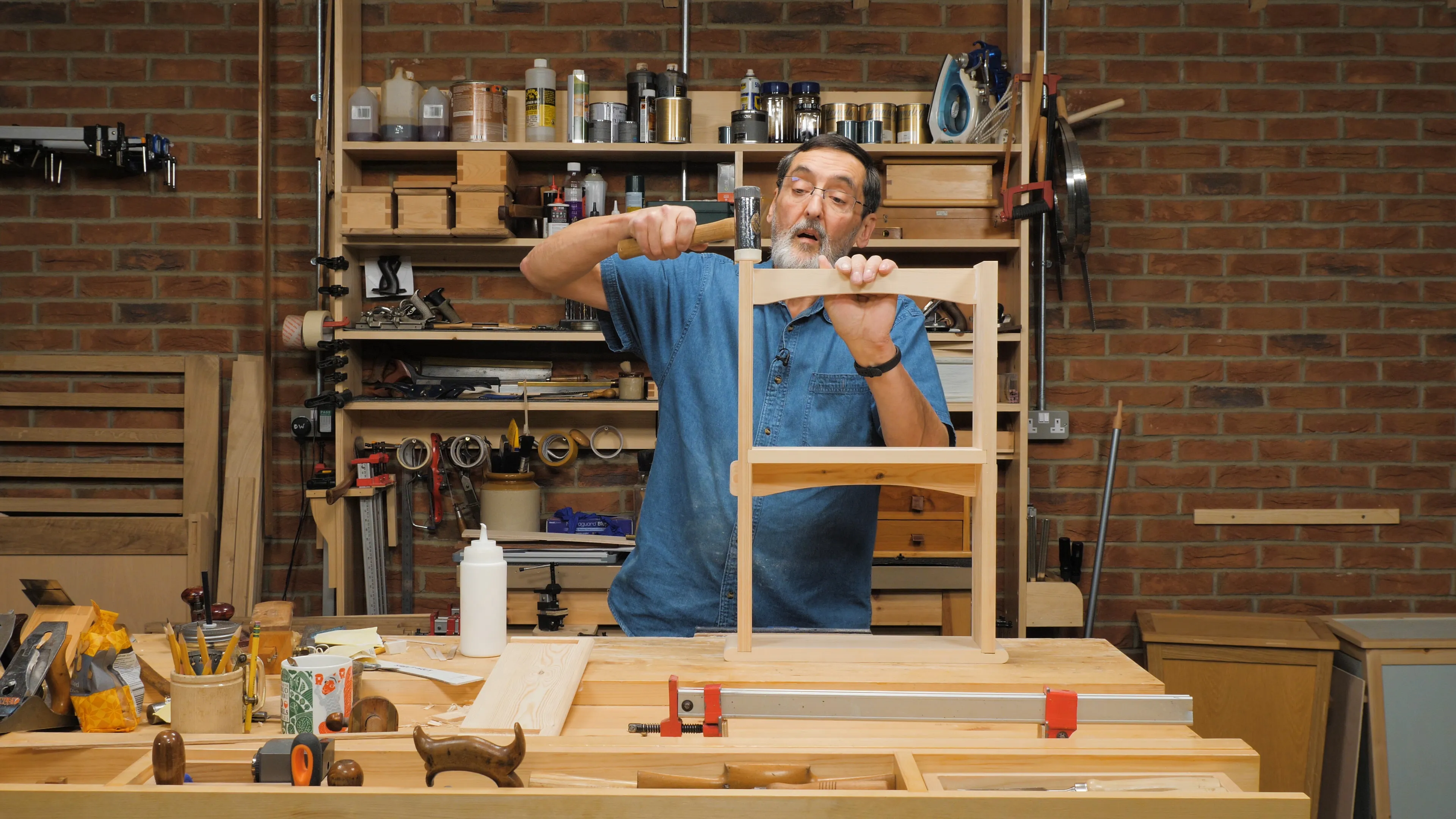 Use the chisel hammer to ensure the housing dados bottom out