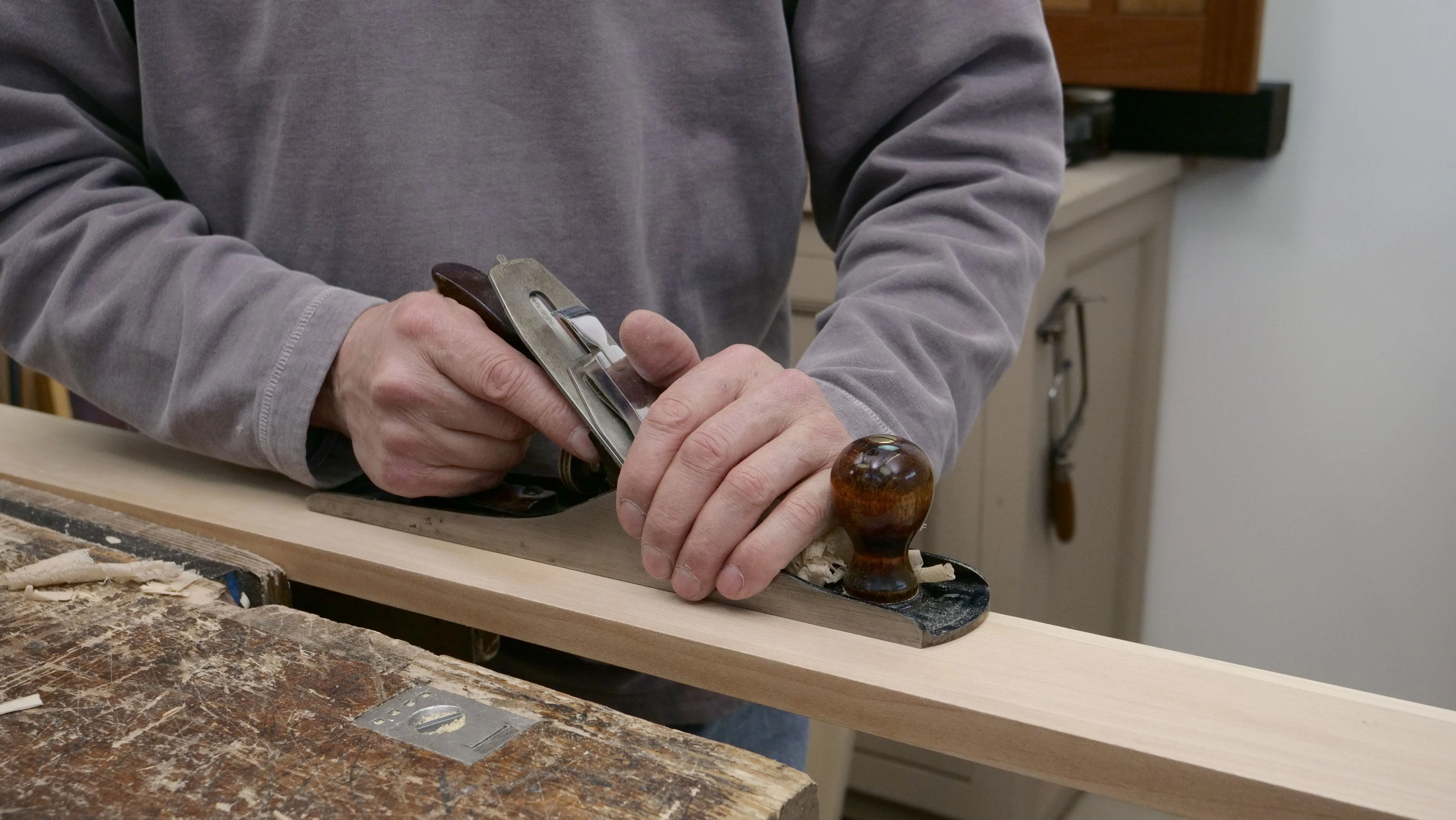 You can put your hand over the top of the plane instead of using the front knob. Keep checking the throat is not clogged.