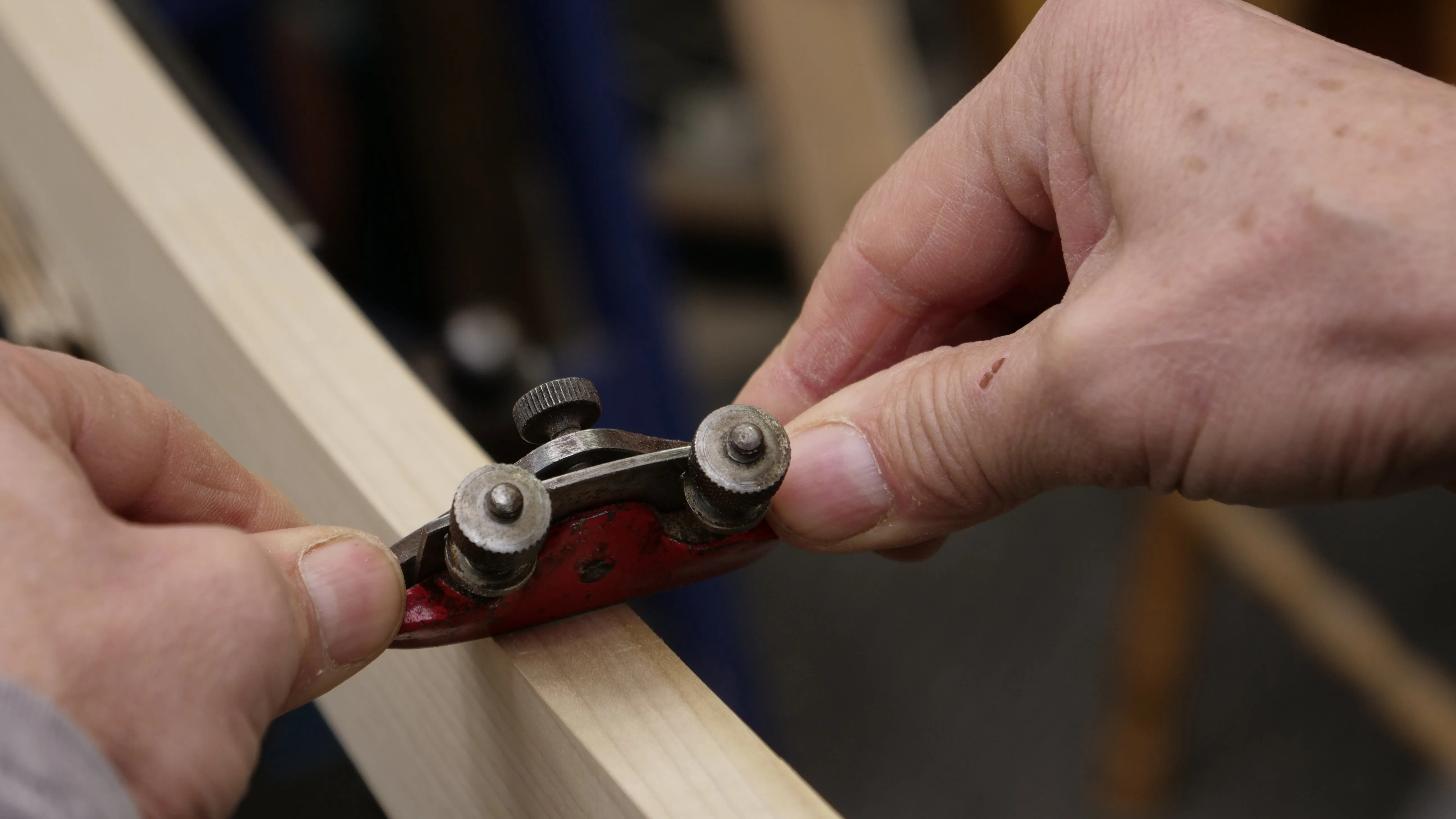 Use the indents to rest your thumbs in and drive power forward. By placing your index fingers on the front you have more control.