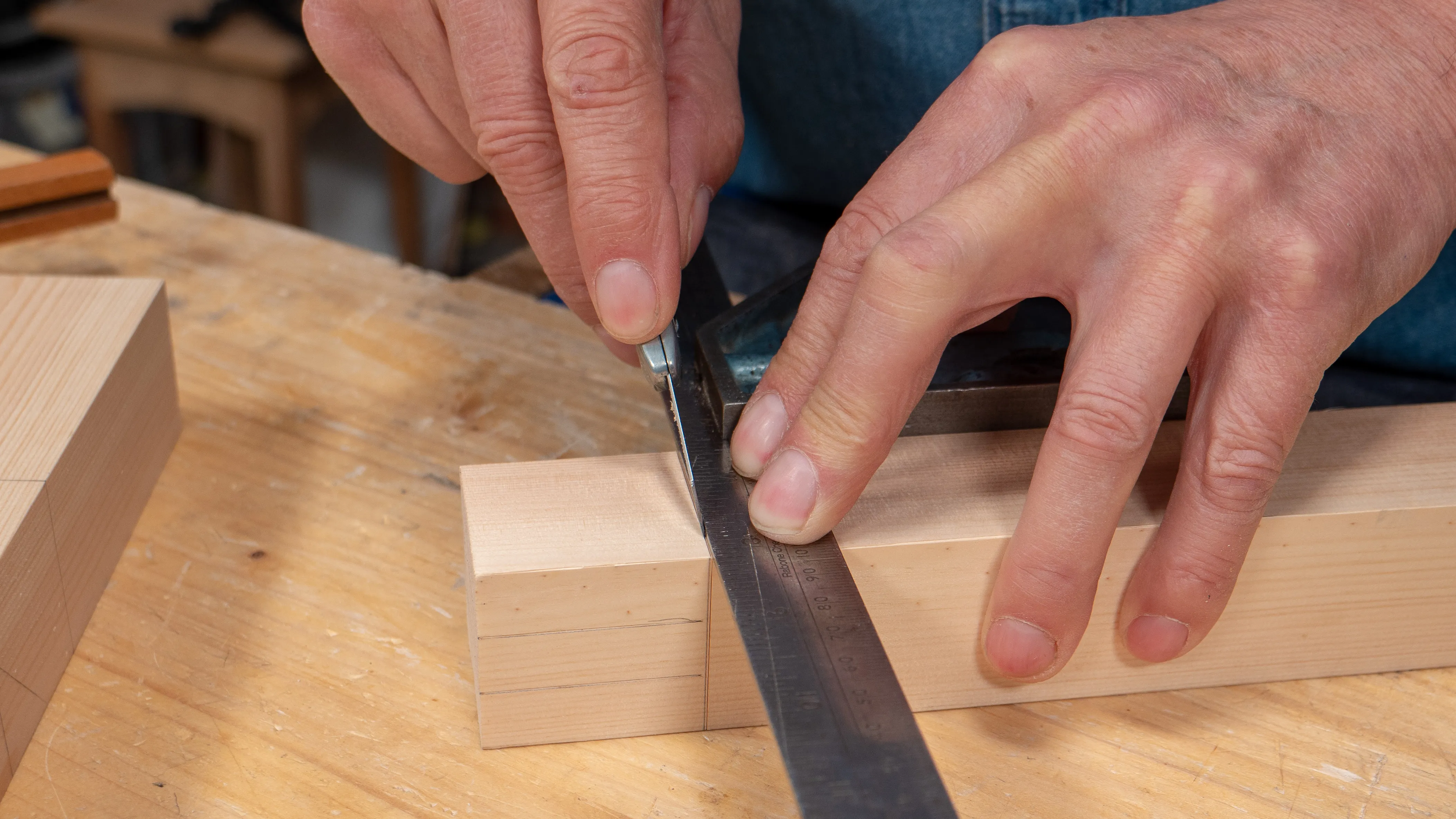 Square the knifewall all around the four faces