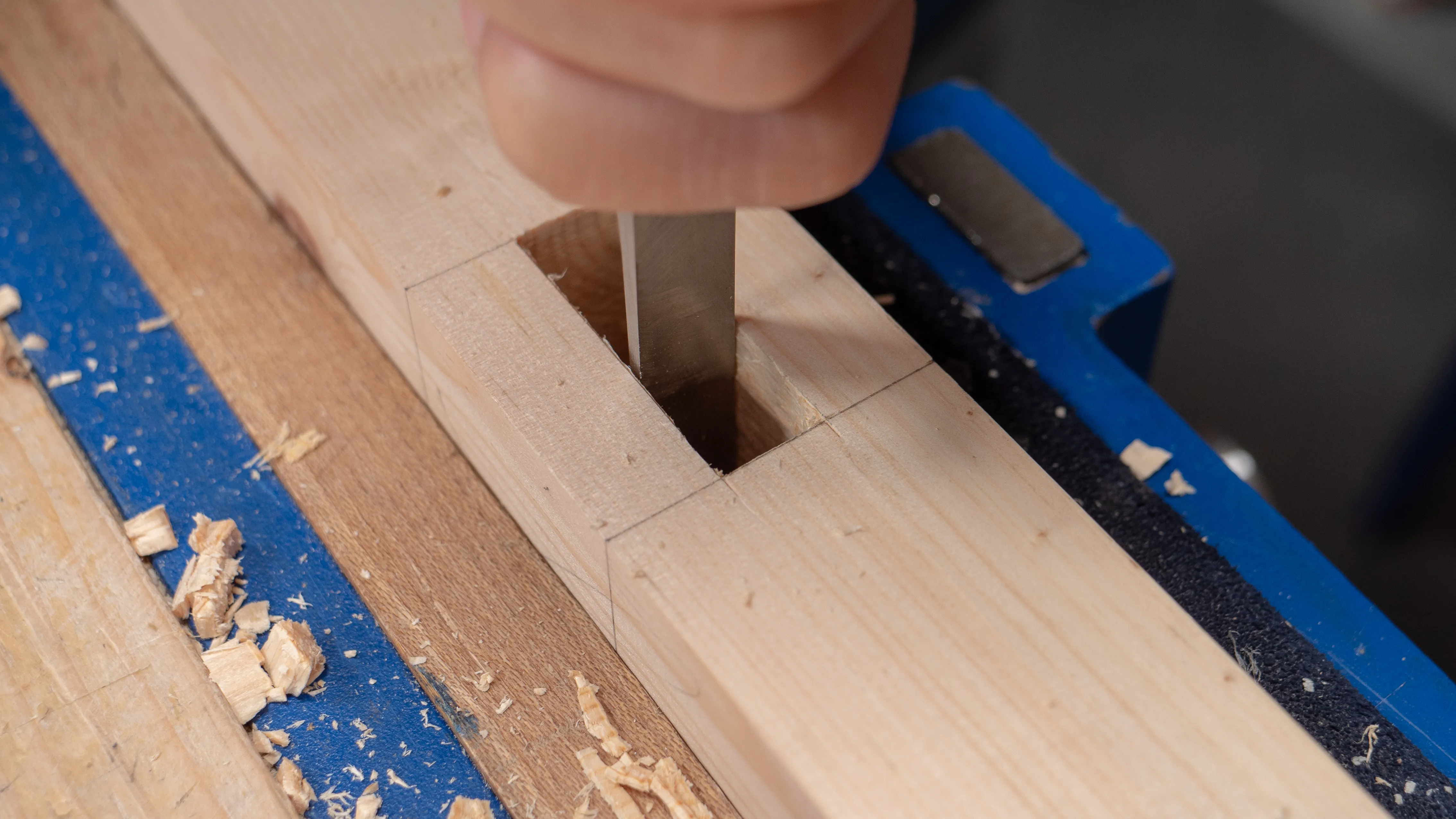 Move the chisel back and forth