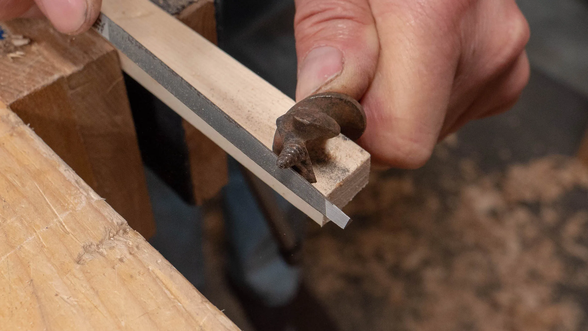 File until the whole of the cutting edge has been abraded away