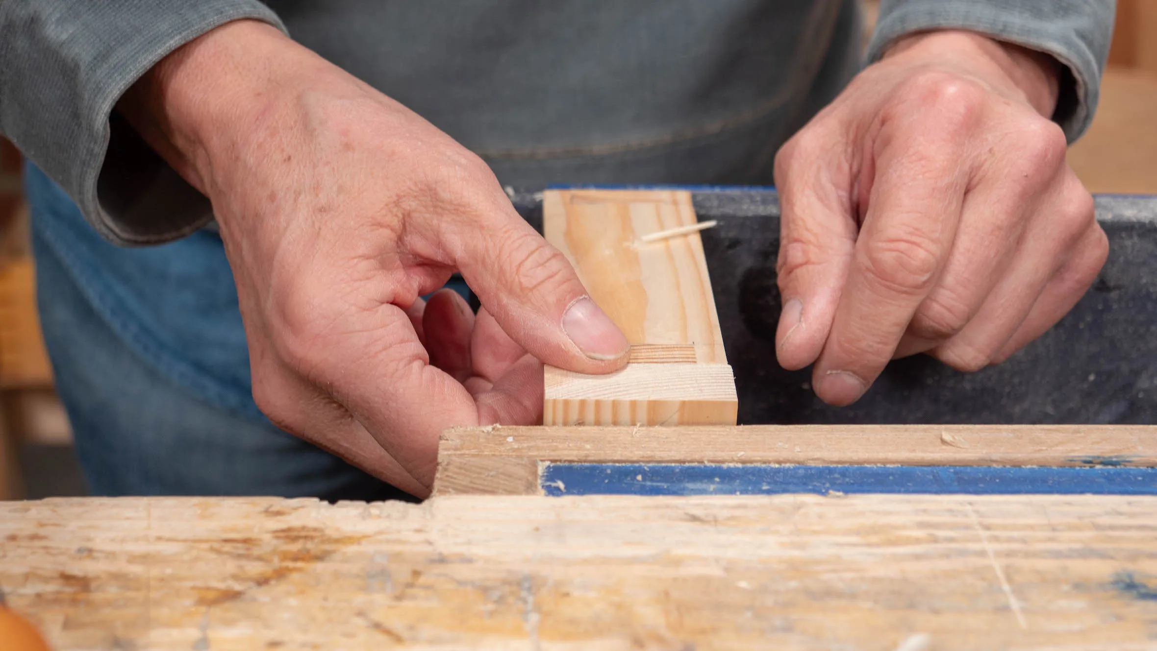 The result is a clean corner with no breakout