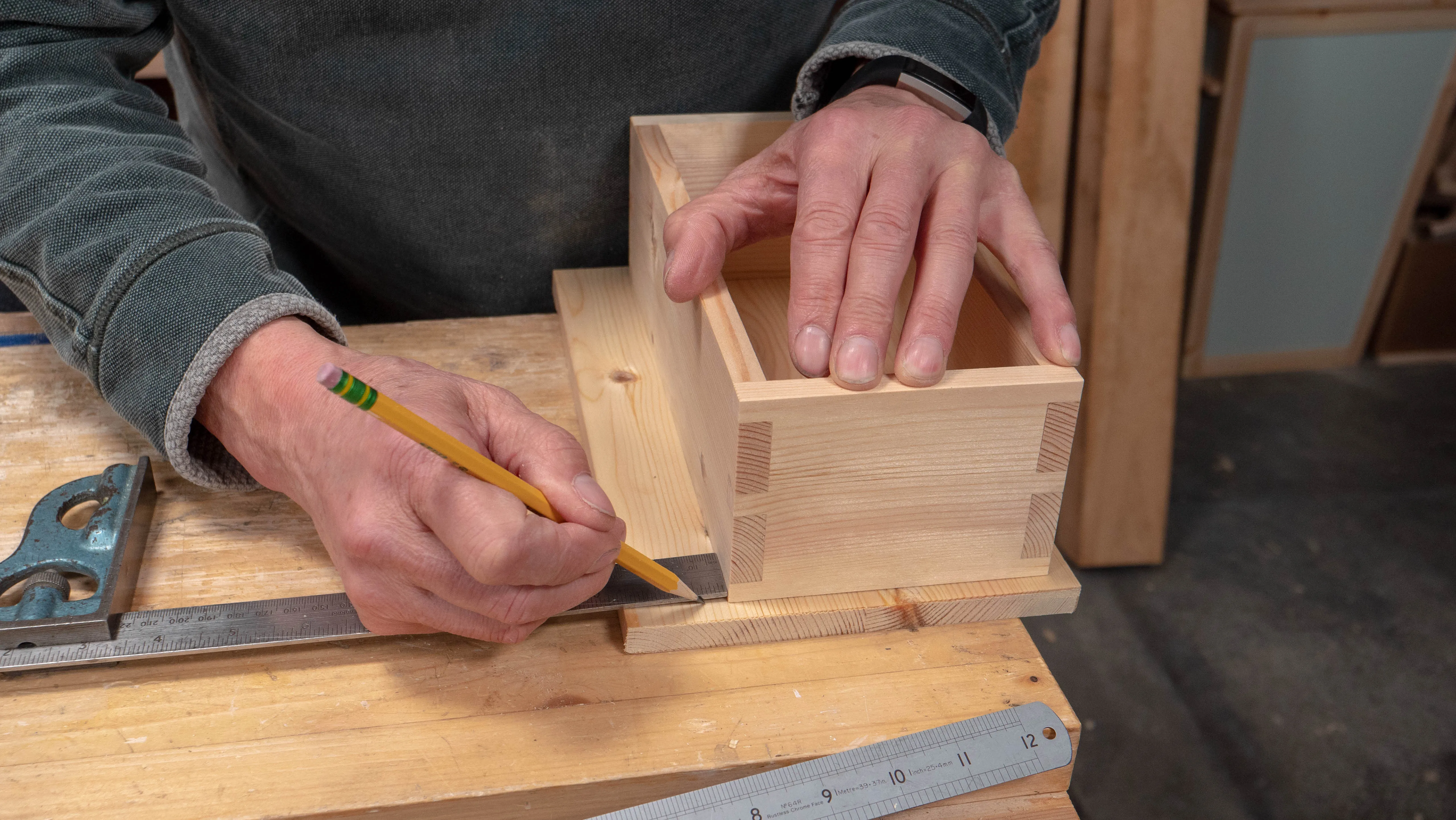 Measure the width in the same way by adding an equal overhang