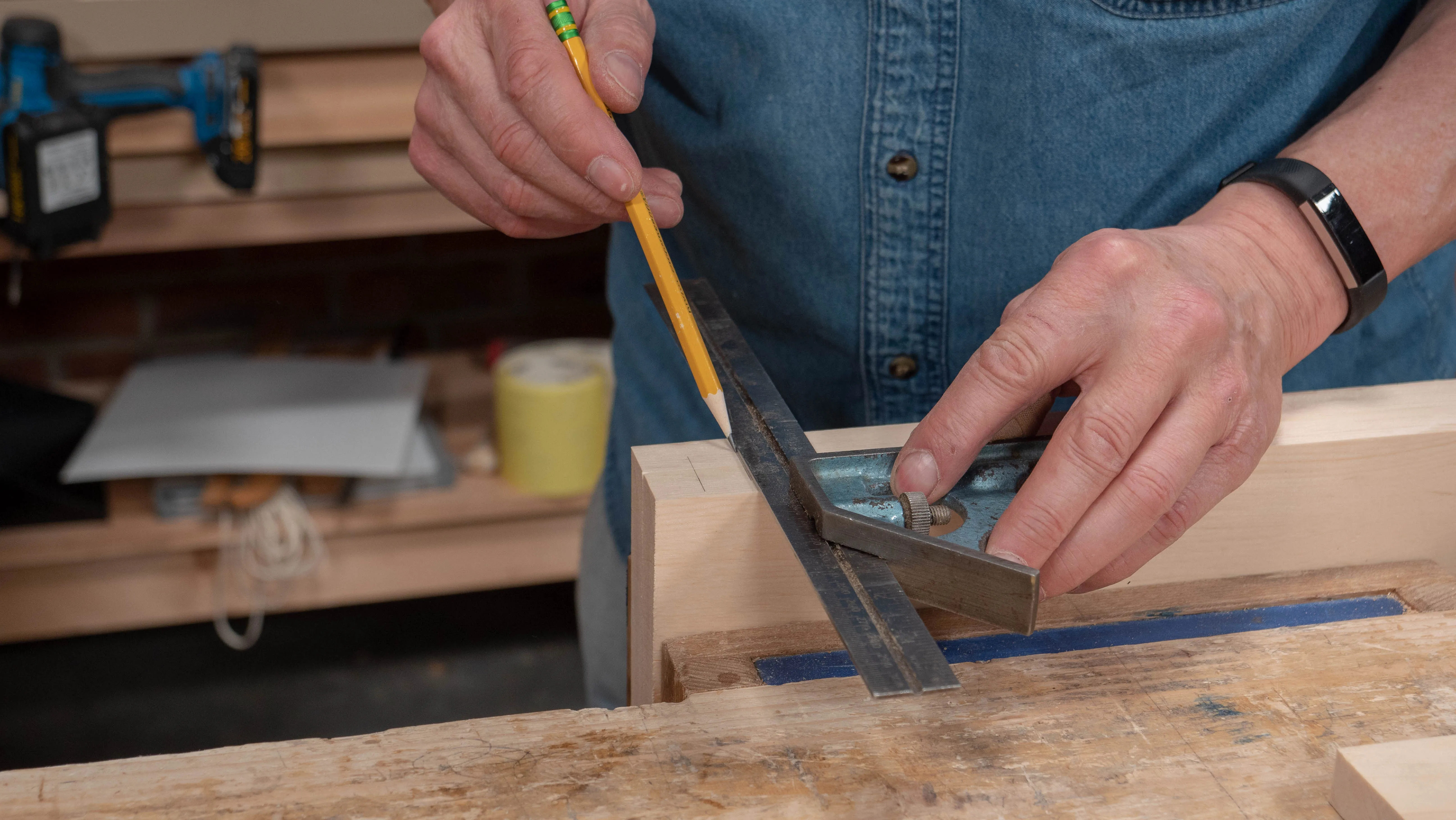 Square these lines to about half the thickness of the boards