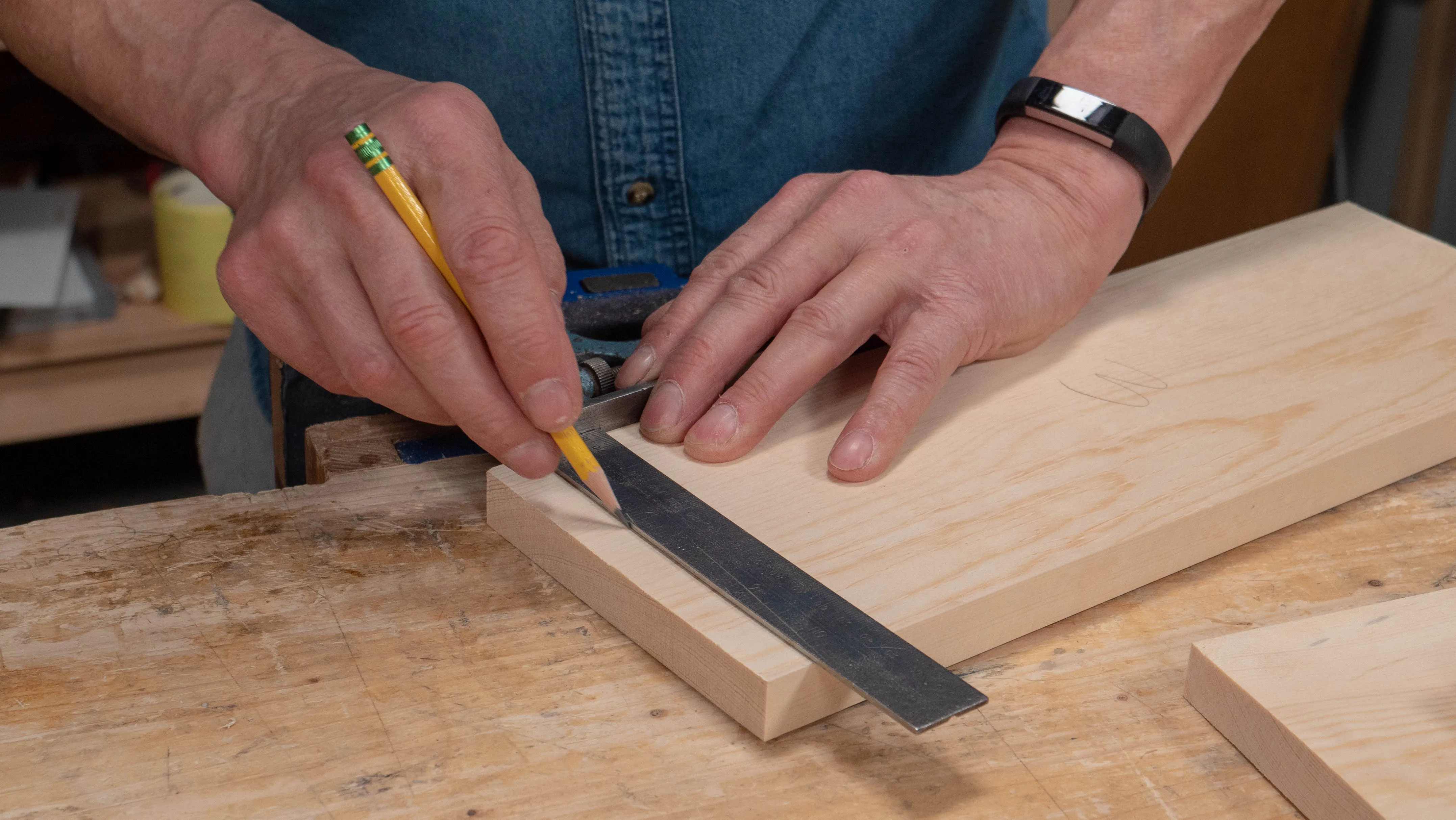 Extend the lines across the full width of the inside faces