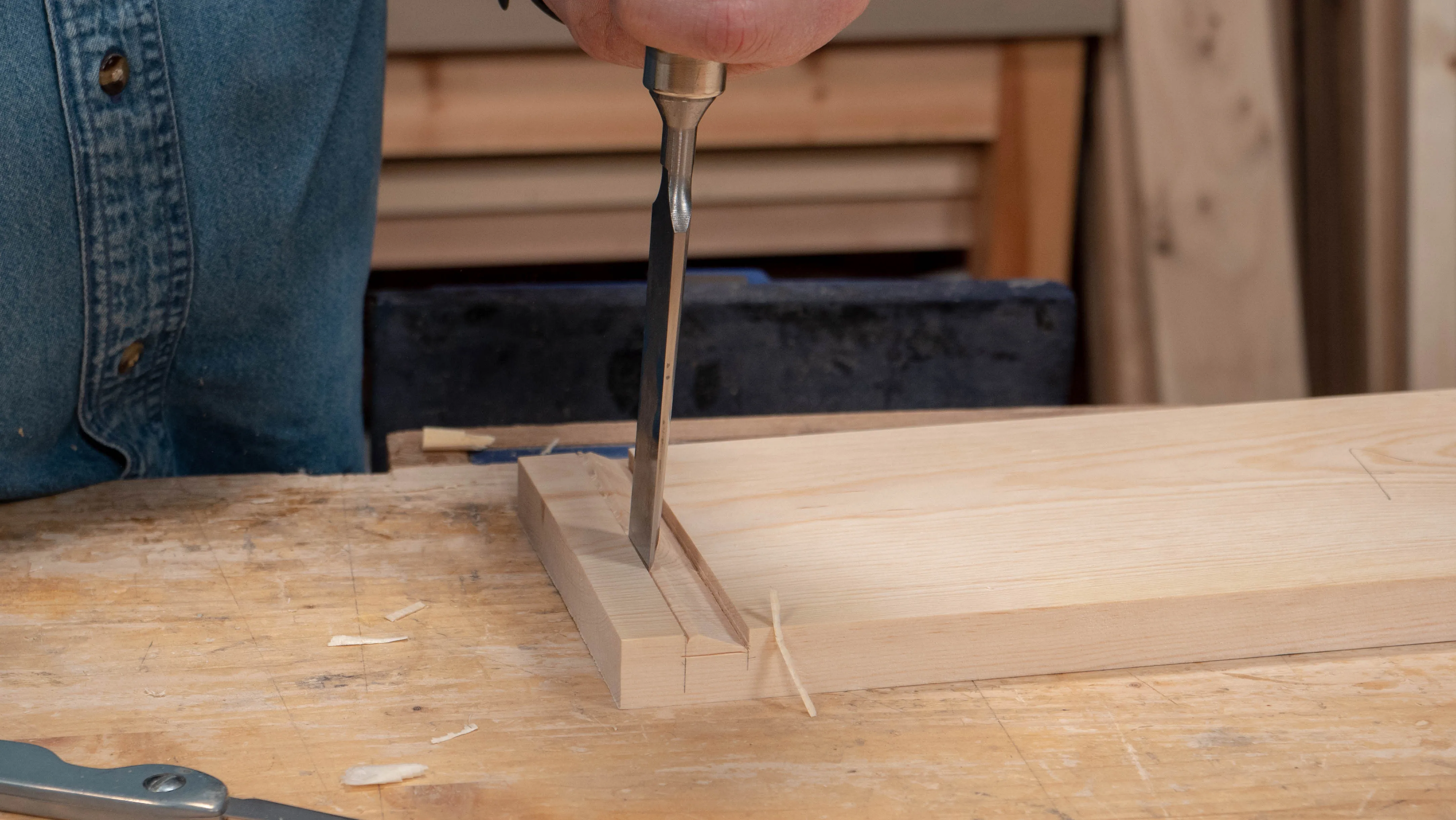 Do not take heavy chops initially as you could move the knifewall over