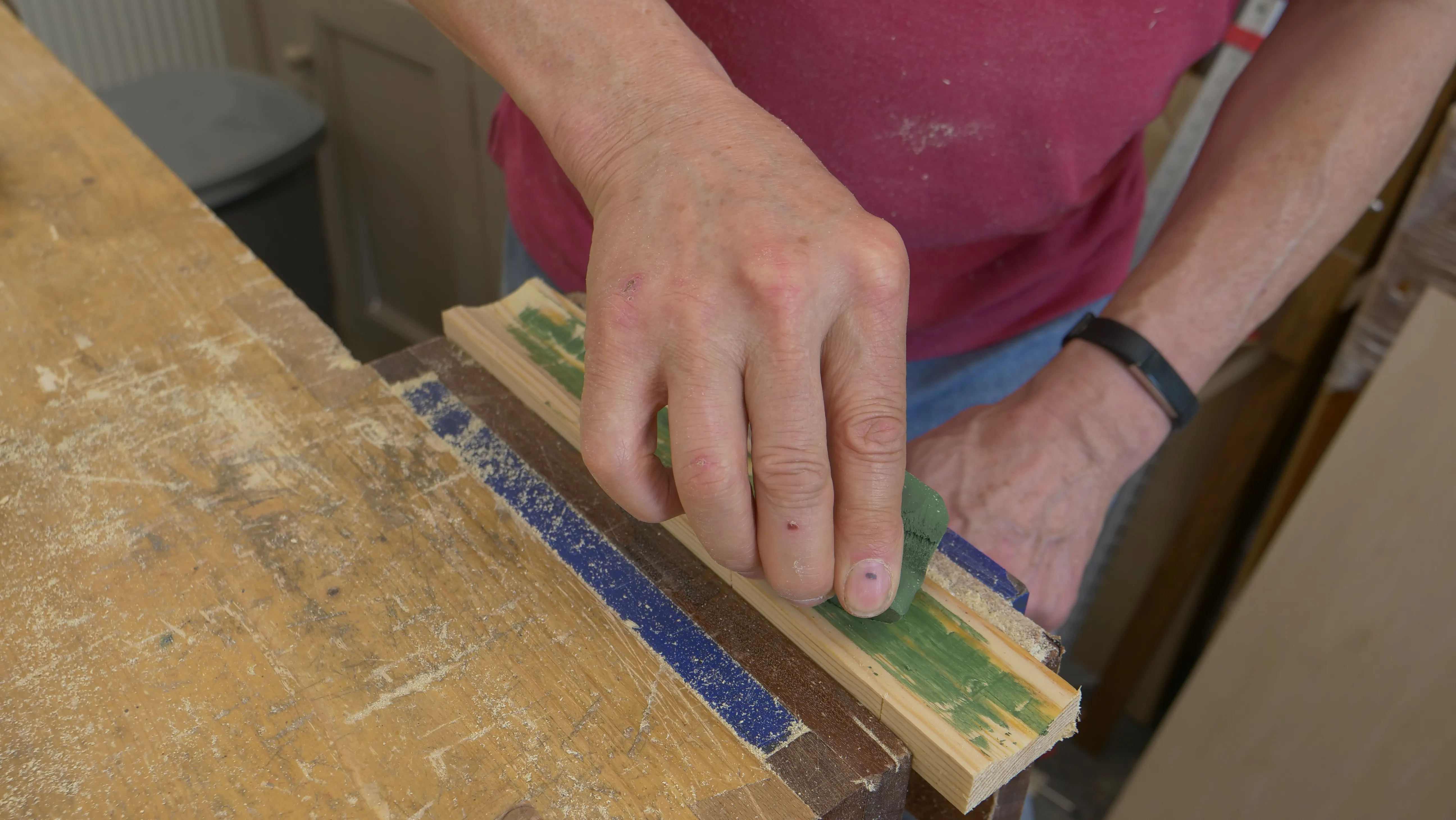 Charging the strop with buffing compound