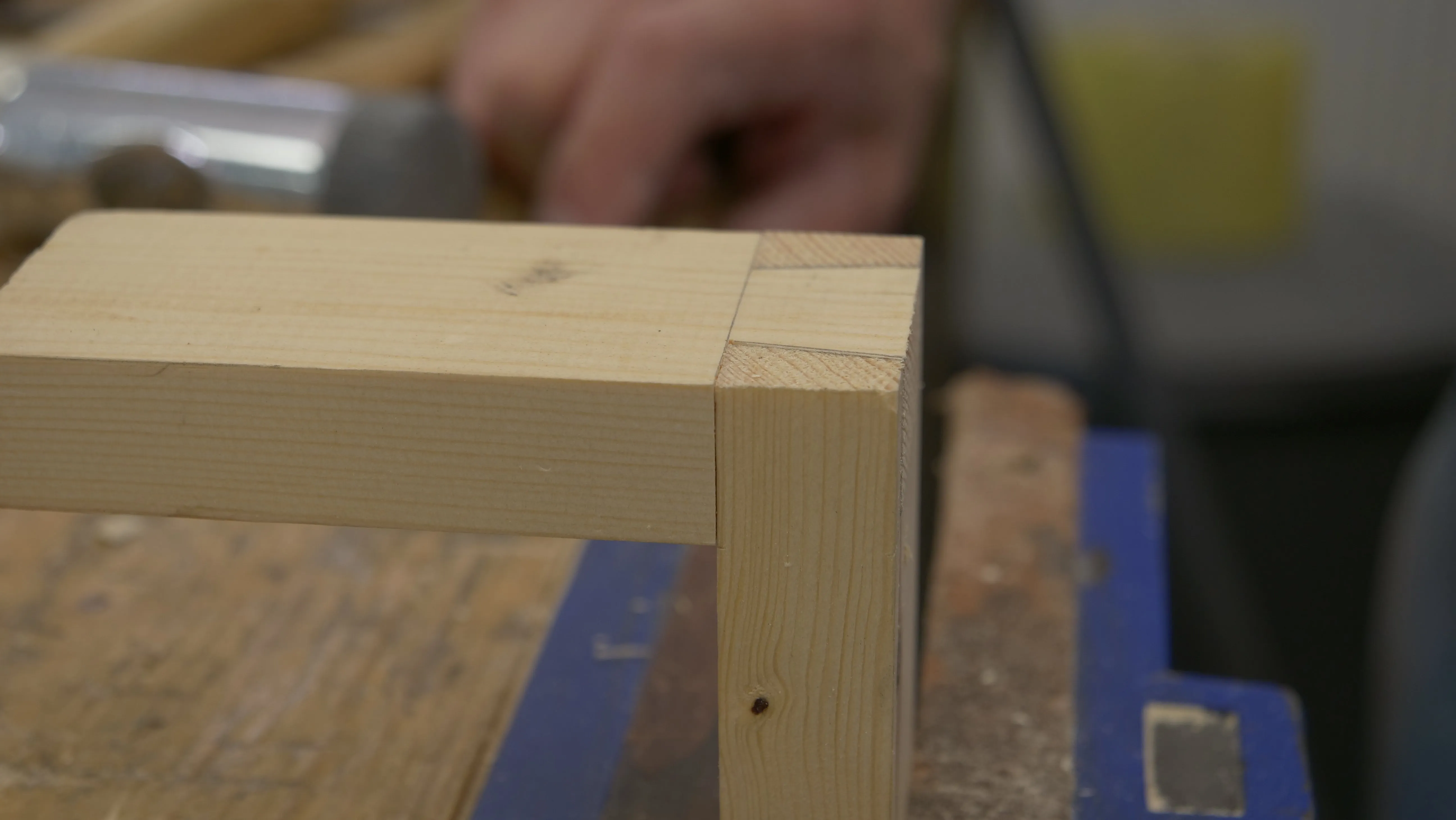 The dovetail should be square and self supporting