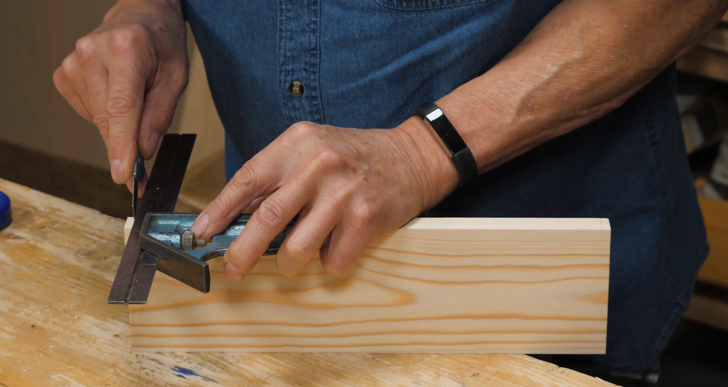 Create a clear knifewall across the front of the shelf